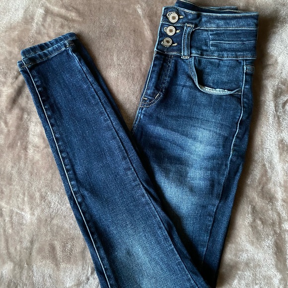 Super High Rise Kancan Triple Button Fly Skinny. Size 25. Regular length. - Picture 1 of 6
